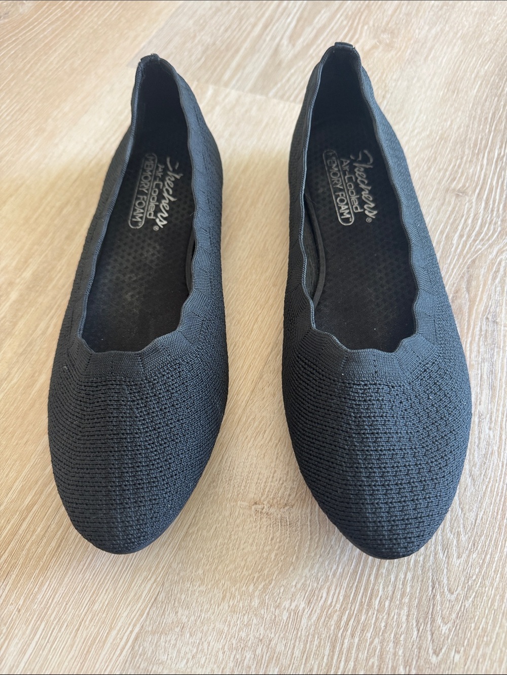 Skechers Women's Black Knit Slip-On Ballet Flats
